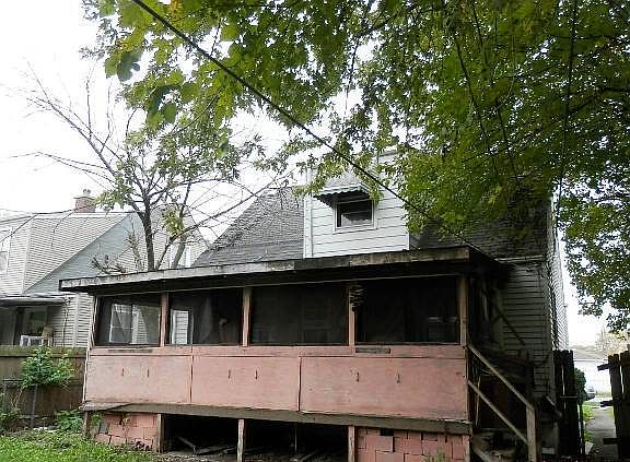 3rd image of 7751 S Saint Louis Ave