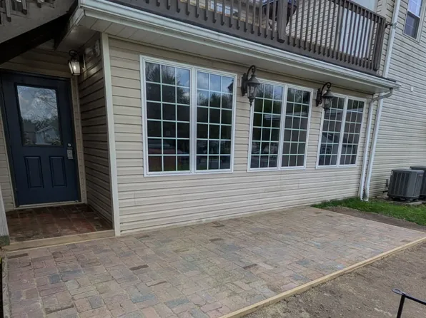215 Point St #215, Saltsburg, PA 15681