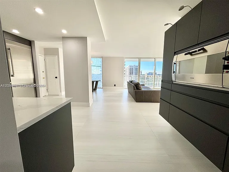2030 S Ocean Dr #806 — Photo 9