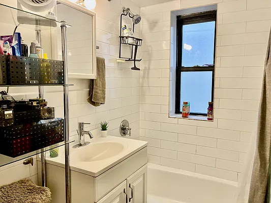 Rented by Corcoran | media 12