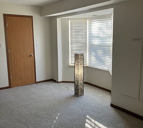 2nd image of 1760 Eastwood Ct APT 1