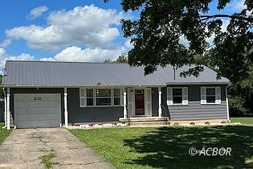 1st image of 231 McGhee Ln
