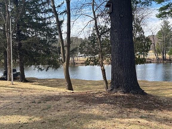 3rd image of 34 Pond Street