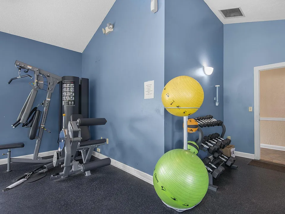 Columbia Woods Apartments Clubhouse Gym