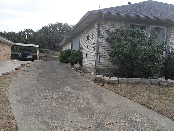 3rd image of 1722 Rosemeade Cir