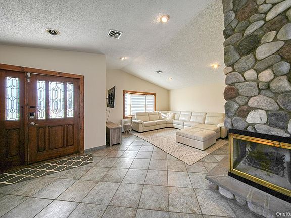 5th image of 158 Wade Road