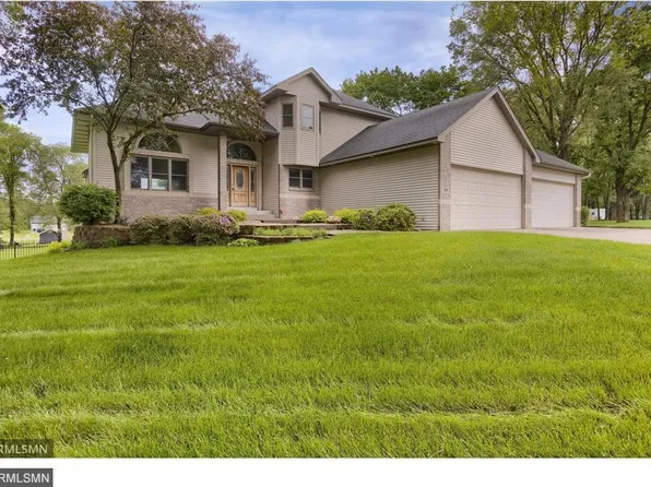 729 152nd Ave NE, Ham Lake, MN 55304