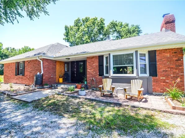 20810 NE 176th St, Holt, MO 64048