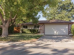 2481 Sunny Glen Way, Sacramento, CA 95826