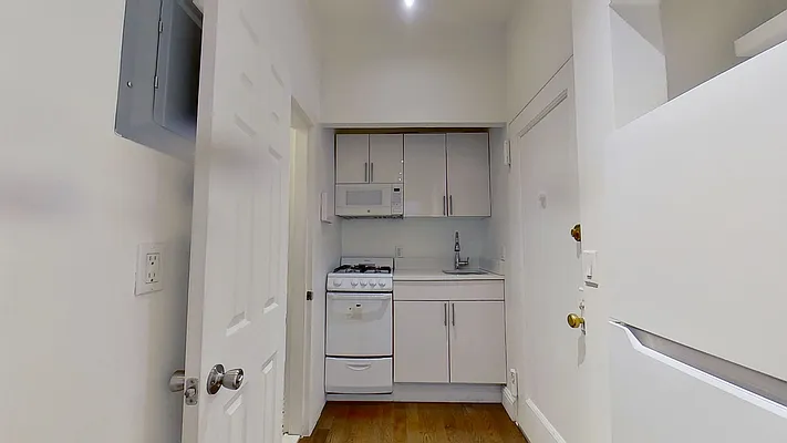 Rented by Compass | media 8