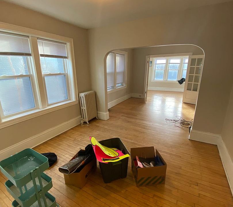 1st image of 2118 Dupont Ave S APT 3