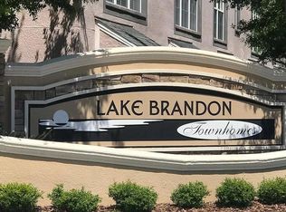 2564 Middleton Grove Dr, Brandon, FL 33511