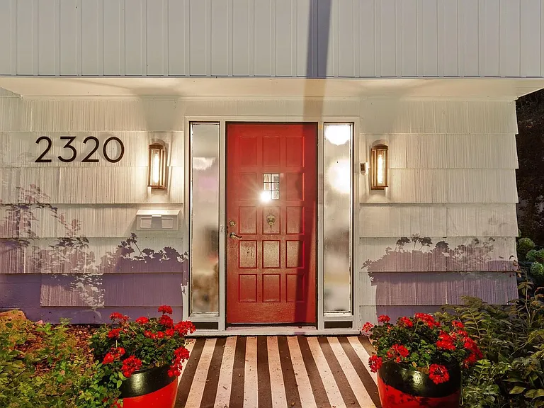 2320 Parklands Rd — Photo 22