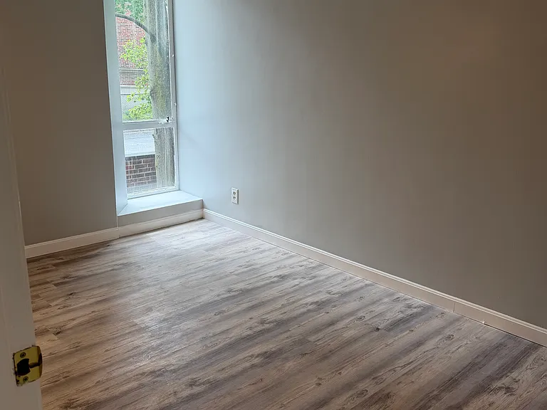29 Concord Ave #212 — Photo 4