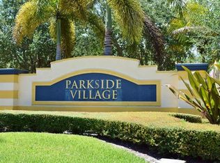 2802 S Evergreen Cir, Boynton Beach, FL 33426