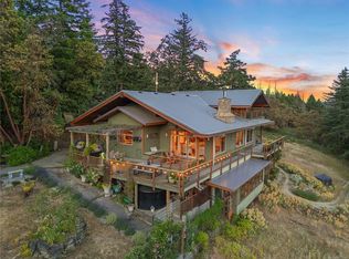 248 Suneagle Dr, Saltspring Island, BC V8K 1E5