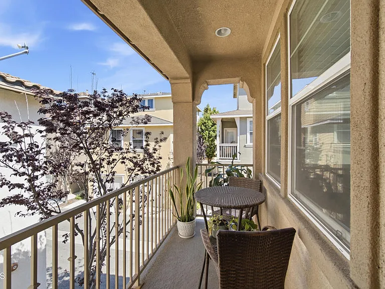 3146 N Ventura Rd — Photo 10