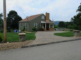 1727 Hickory Nut Rd, Apollo, PA 15613