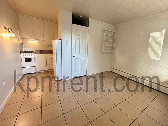 3rd image of 611 2nd St NW #17274987