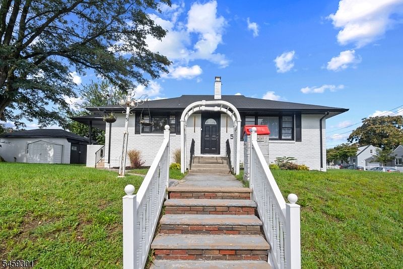 1st image of 51 Totowa Ave