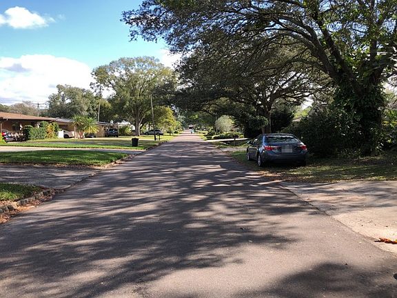 4th image of 1539 W River Ln