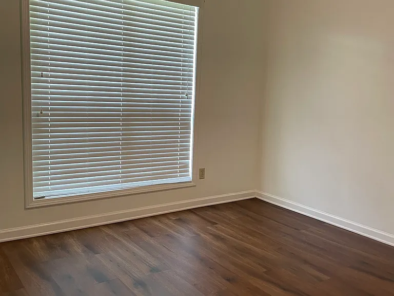 214 Fairway Blvd — Photo 13