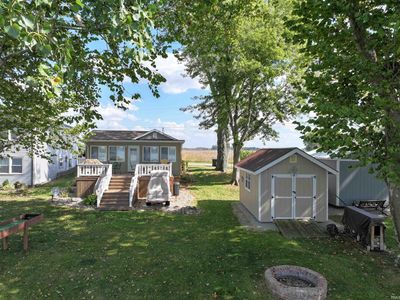 1402 N Lakeshore Dr, Kewanna, IN, 46939