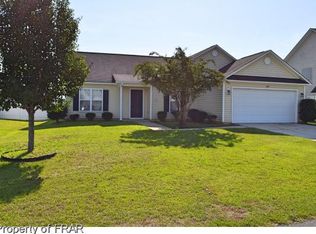 125 Bennington Dr, Raeford, NC 28376