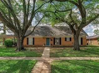 6150 Lovers Ln, Shreveport, LA 71105