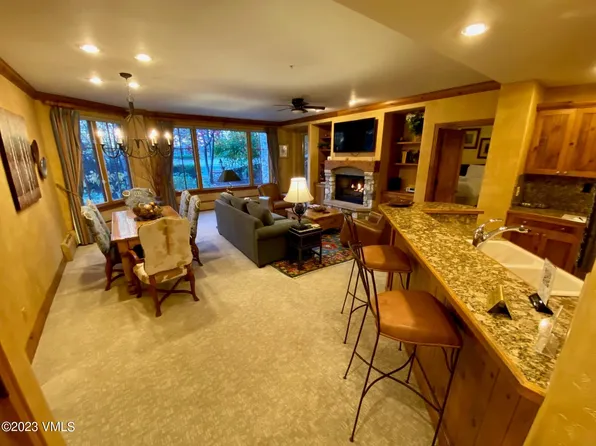 51 Offerson Rd APT 102, Beaver Creek, CO 81620