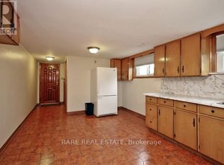 15 Colleen Ct #BASEMENT, Toronto, ON M3M2E6