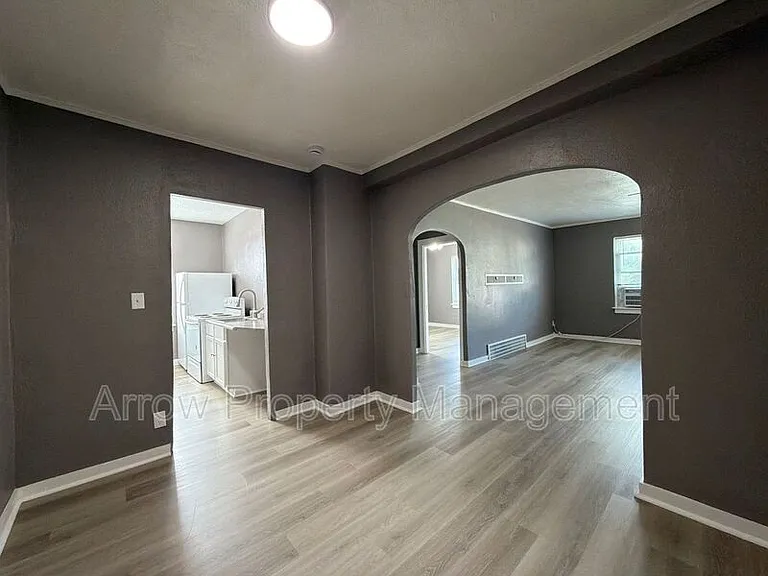 723 Ella St #B2 — Photo 4