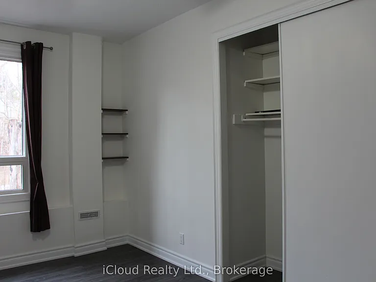 1449 Ithaca Ct — Photo 11