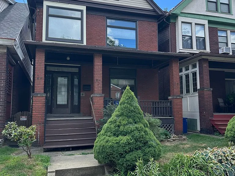 782 Loretta St — Photo 1