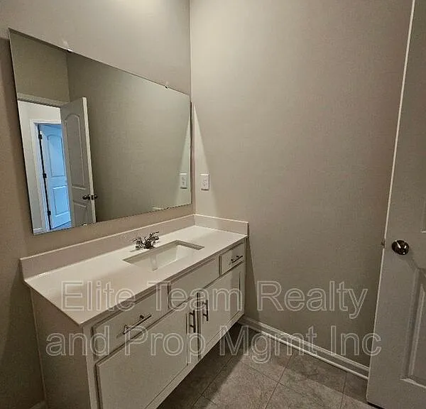5416 Kings Ridge Dr — Photo 25