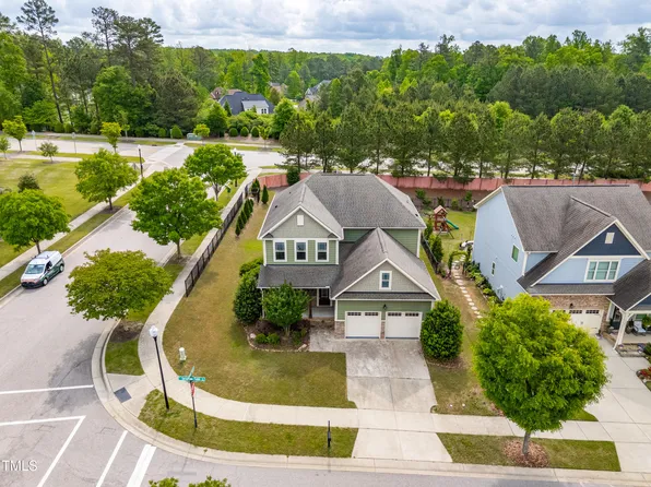 364 Springtime Fields Ln, Wake Forest, NC 27587