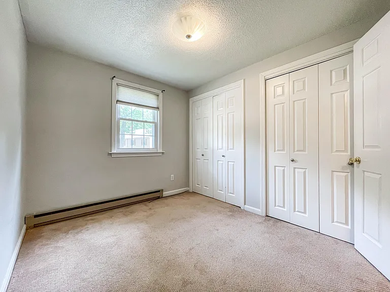 5 Dresden Ct — Photo 53
