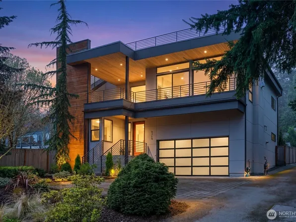 9719 Lake Shore Boulevard NE, Seattle, WA 98115