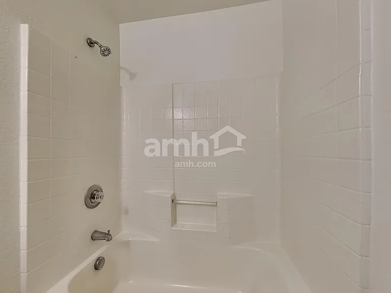 6732 Friendsway Dr — Photo 14