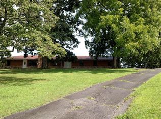 108 Settlers Rd, Harriman, TN 37748
