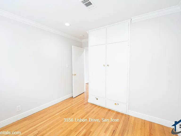 3556 Lisbon Dr — Photo 18