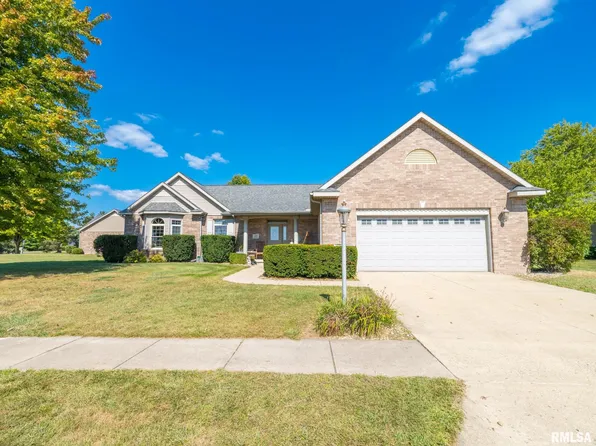 120 Spring Haven Dr, Washington, IL 61571