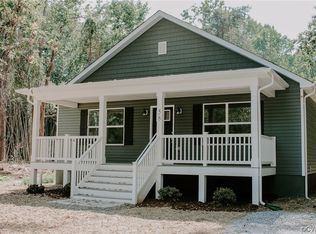 58 Aqua Ln, Colonial Beach, VA