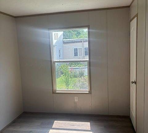 4th image of 54 Mindi Ct