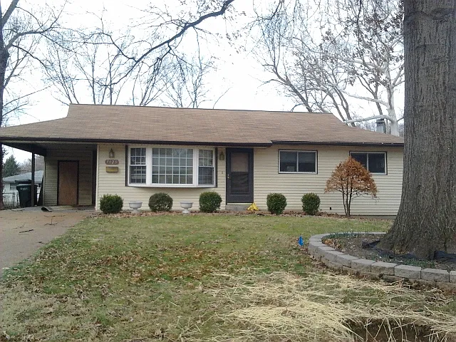 7125 Brackleigh Dr photo 1