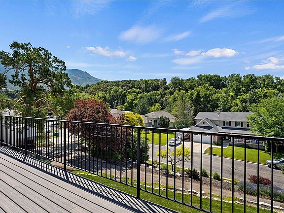 4th image of 2391 Kays Creek Dr