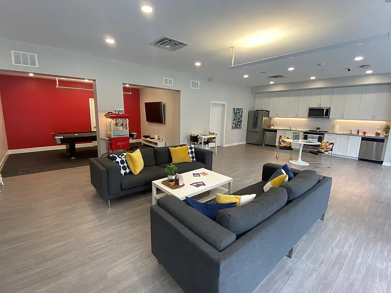 310 Georgian Dr #103 — Photo 13