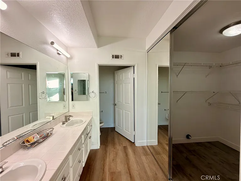 28723 La Siena — Photo 15