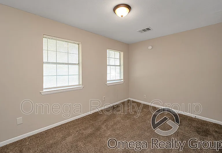 Sylacauga Oaks Apartments — Photo 22
