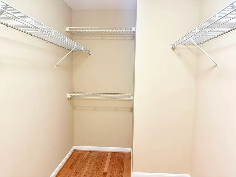 18489 Sierra Springs Sq — Photo 18